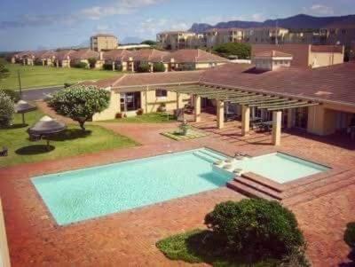 דירות Getaway To Hermanus Beach Club מראה חיצוני תמונה